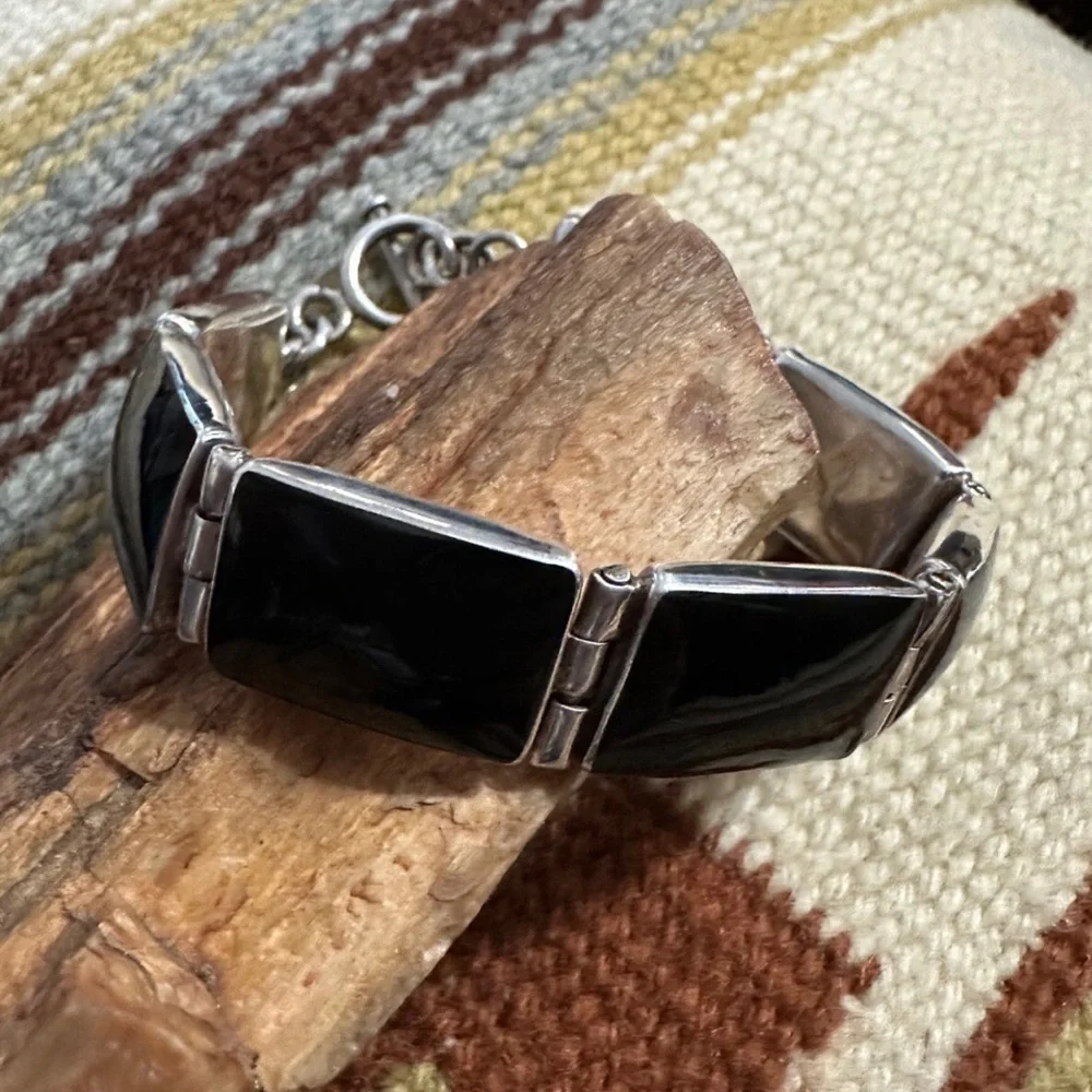 TAXCO Sterling Silver Onyx Cabochon Linked Toggle Bracelet